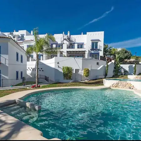 Luxury Sea View Penthouse Estepona