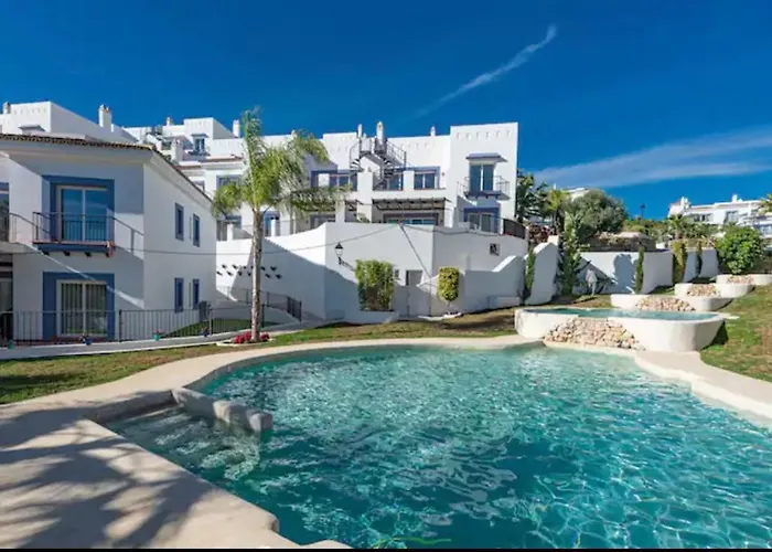 Luxury Sea View Penthouse 에스테포나