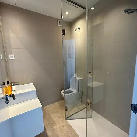 Luxury Sea View Penthouse إِستيبونا