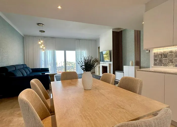 Luxury Sea View Penthouse Appartamento